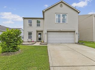 2230 Cedarmill Dr, Franklin, IN 46131
