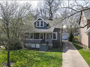 2300 Edgerton Rd, University Heights, OH 44118