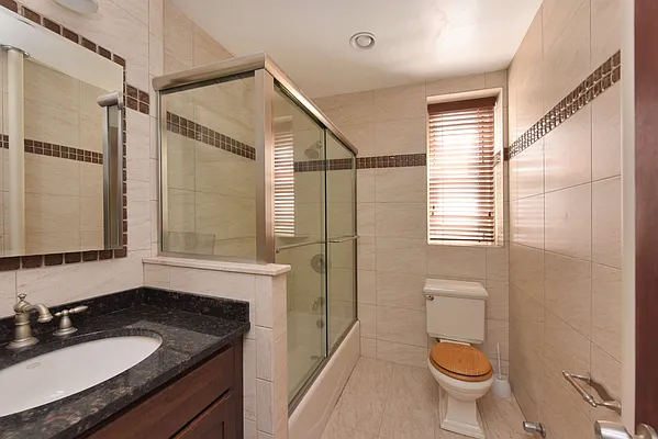 Sold by Remax Edge | media 21