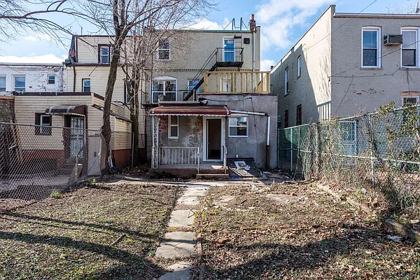 Rented by Nooklyn NYC LLC | media 7