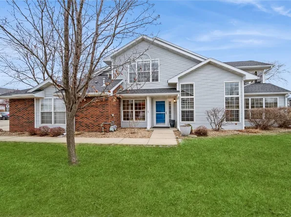 1315 Crossings Ct NE, Cedar Rapids, IA 52402