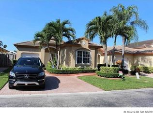 2956 NW 99th Pl, Doral, FL 33172