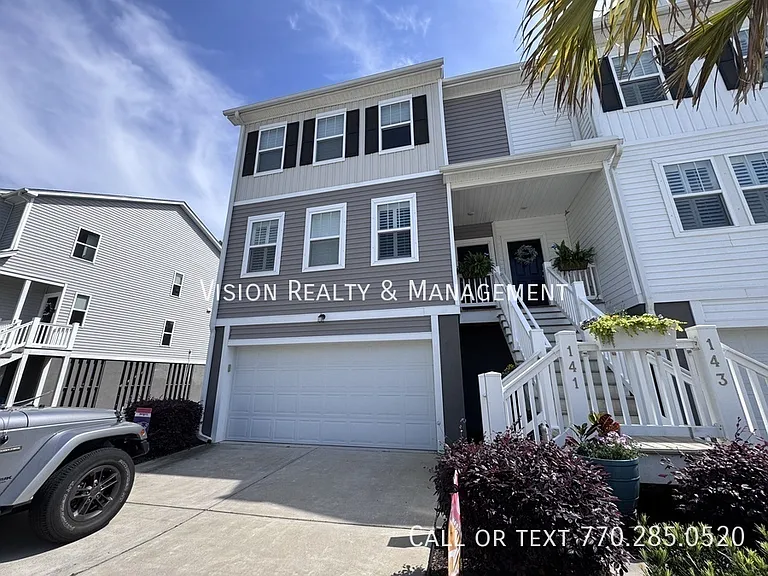 141 Winding River Dr — Photo 3