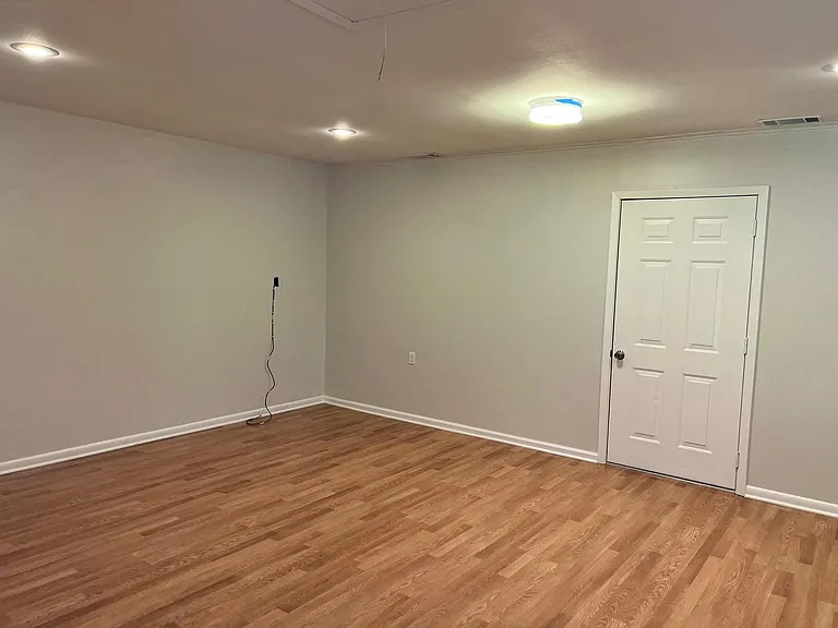 4 Hawthorne Dr — Photo 13