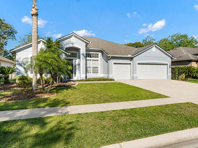 2810 University Acres Dr — Photo 1