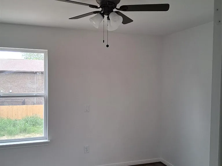 6835 Landor St — Photo 20