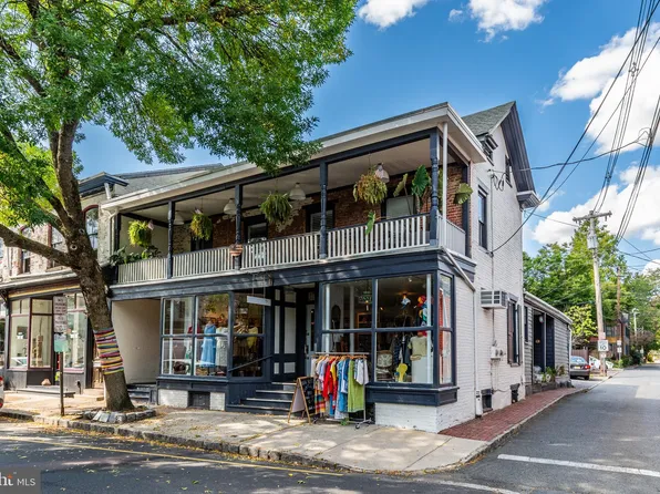 14 Church St, Lambertville, NJ 08530