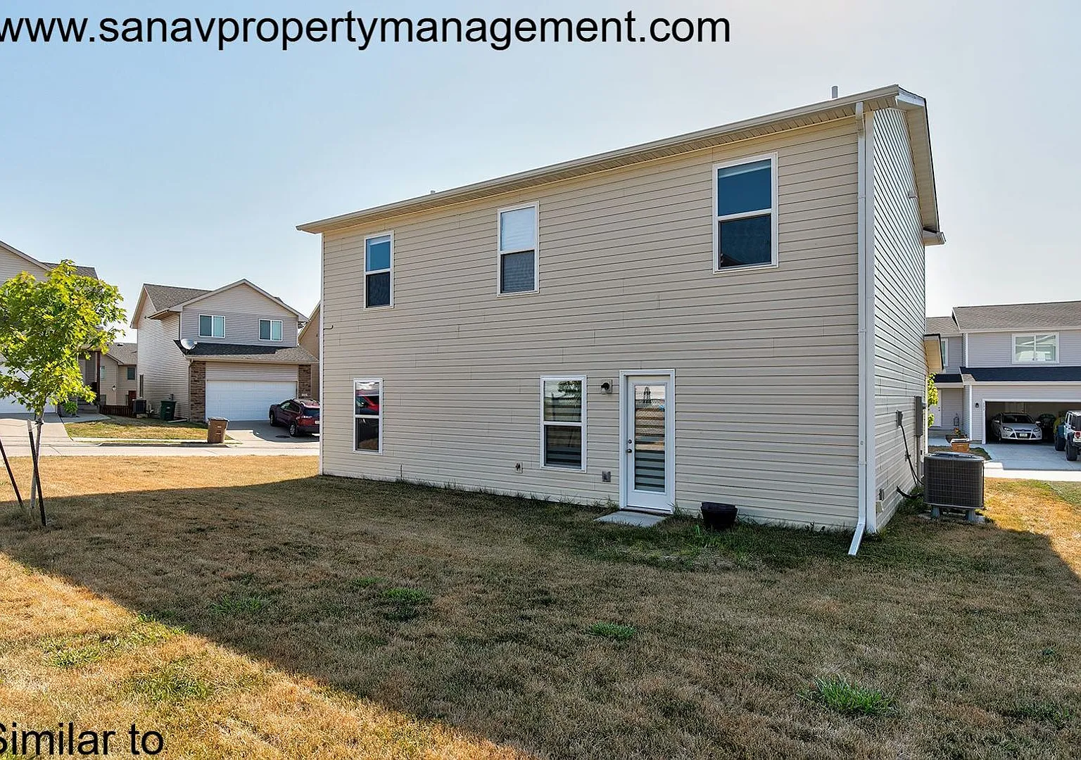 Stunning 4-Bedroom Home in Prime Norwalk Location with Open-Concept Living with fenced backyard — Photo 4
