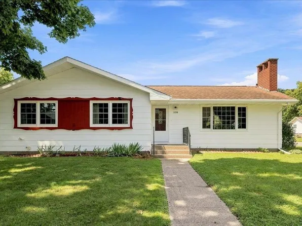 530 N 2nd St, Guttenberg, IA 52052