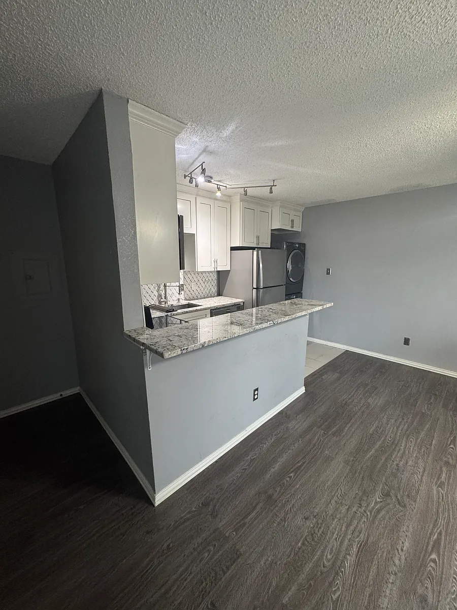 Building Photo - 1704 Baird Farm Cir #4306