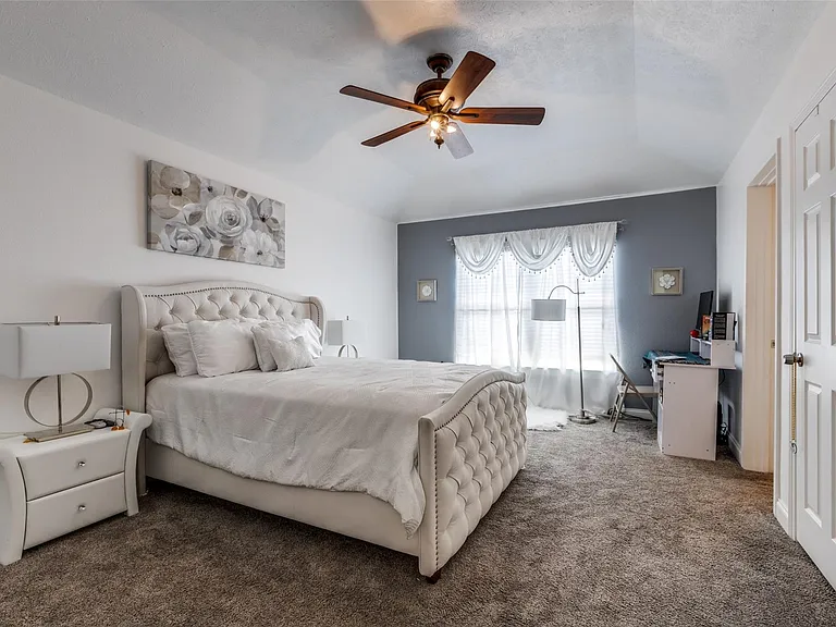 8 Cypress Point Ct — Photo 10