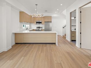 11006 Hortense St, North Hollywood, CA 91602