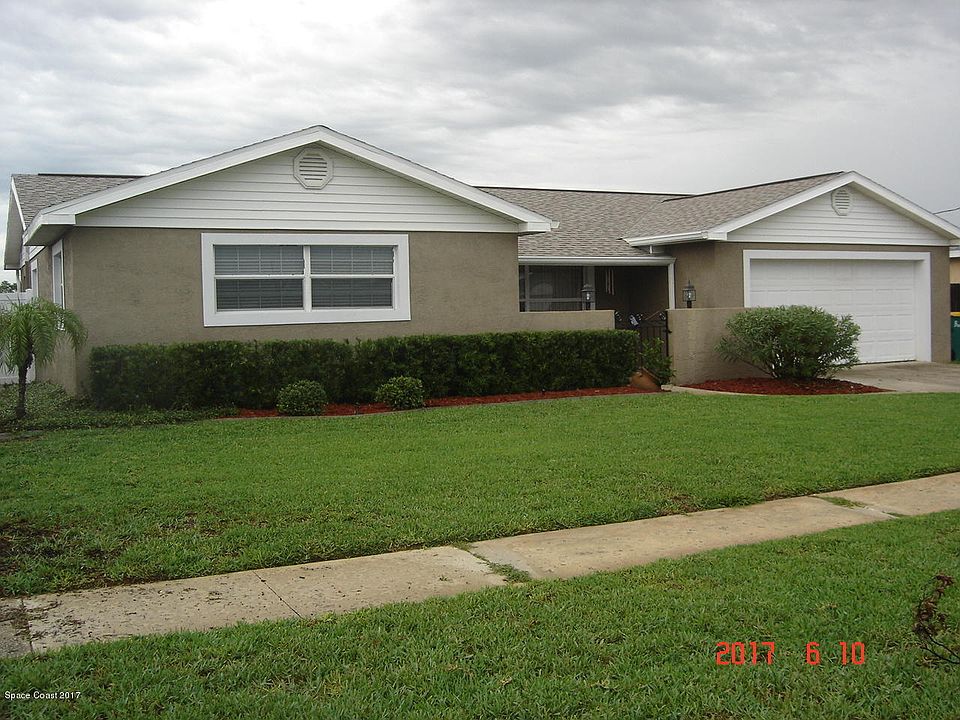 1st image of 1115 Montego Bay Dr N