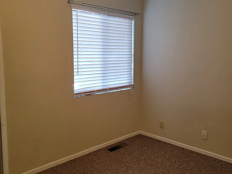 74 Lakeshore Ct #81-1 — Photo 15
