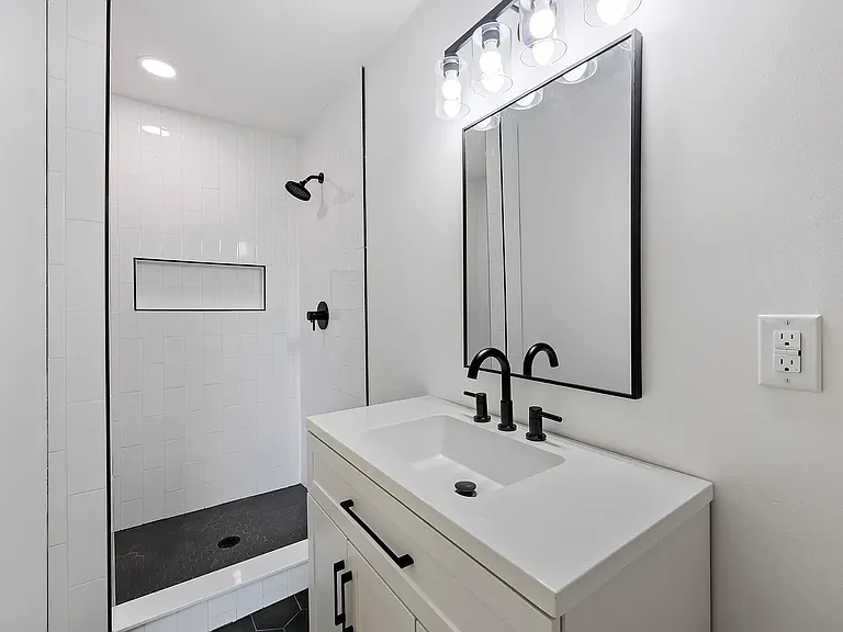 1411 Westway Dr — Photo 14