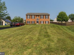 76 Amanda Dr, Smithsburg, MD