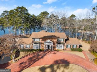 492 Peninsula Rd, Gainesville, GA 30506