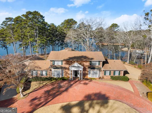 492 Peninsula Rd, Gainesville, GA 30506