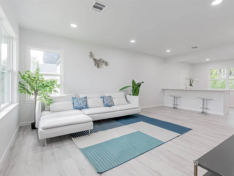 3607 Luca St — Photo 8