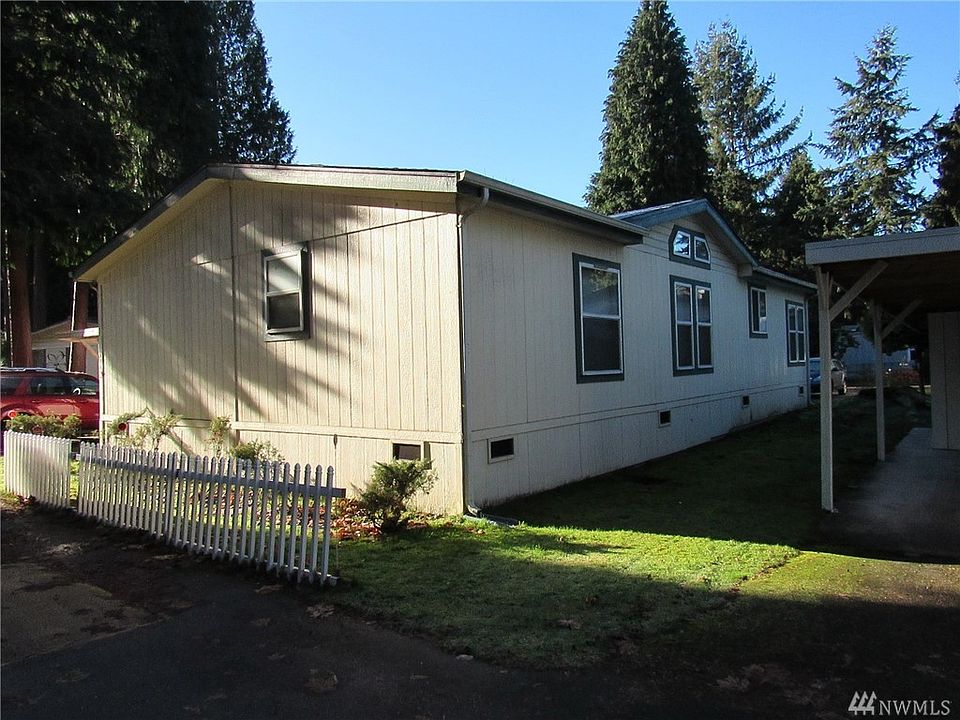 Welcome to Skylark Village! A quiet and peaceful 55+ community for you to enjoy. 