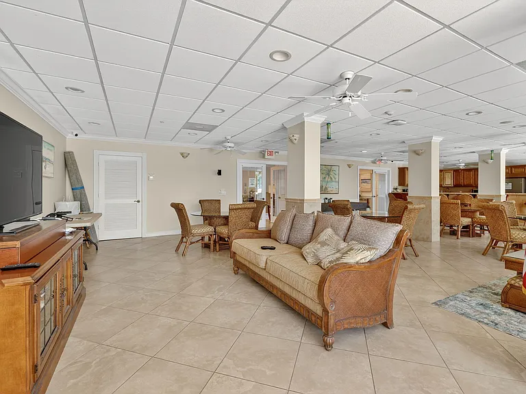 10680 S Ocean Dr #105 — Photo 34