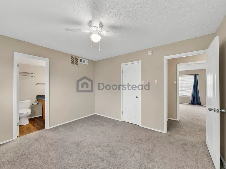 336 Melrose Dr #2C — Photo 26
