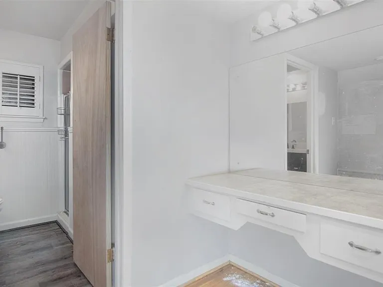 4015 Mischire Dr — Photo 22