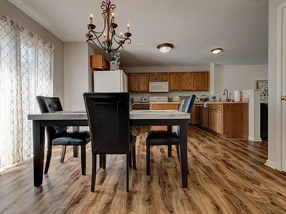 Open floor plan for dining area