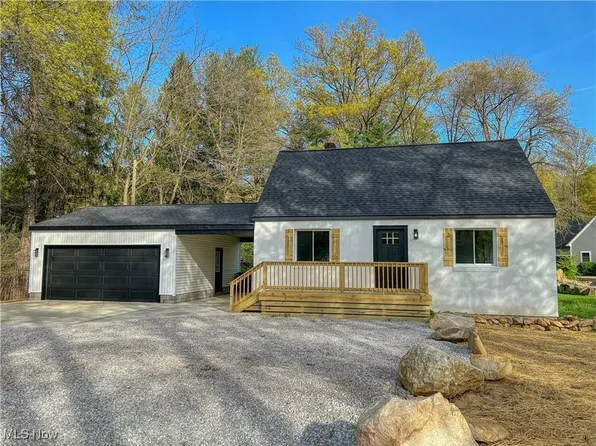 32155 Center Ridge Rd, North Ridgeville, OH 44039