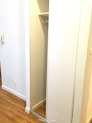 Rented by City Connections Realty | media 10