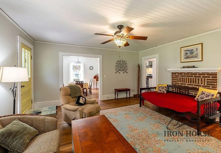 4671 Macon Hwy — Photo 11