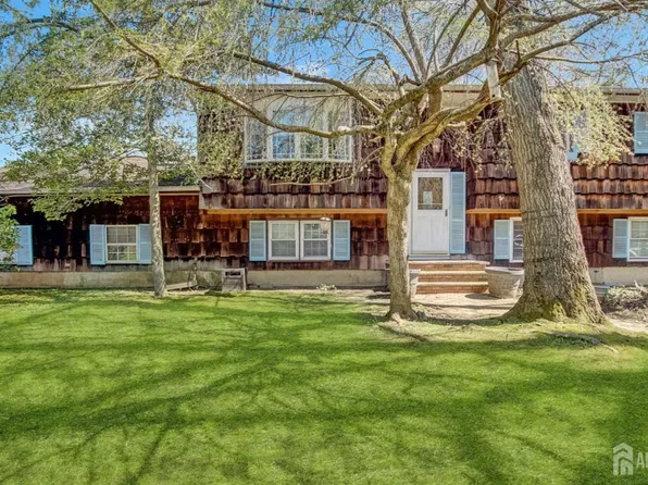 1 S Shore Blvd, Monroe Township, NJ 08831