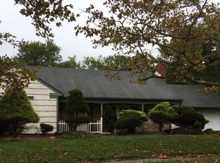 227 Deerfield Ln, Aberdeen, NJ 07747