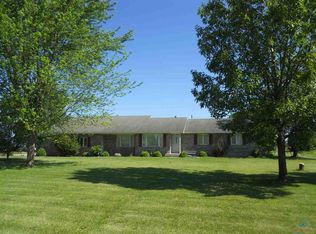 1905 Rustic Way, Clinton, MO 64735