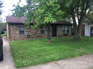 6812 Applegate Ln, Louisville, KY 40228