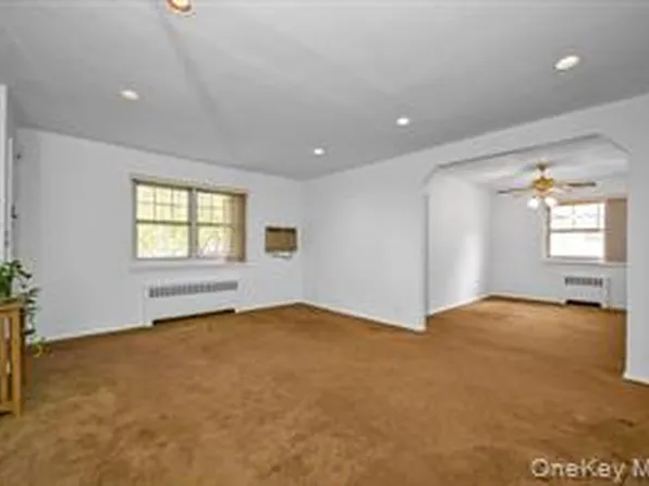 251-16 60th Avenue image 2 of 8