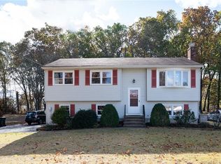 190 Wonx Spring Rd, Plantsville, CT 06479