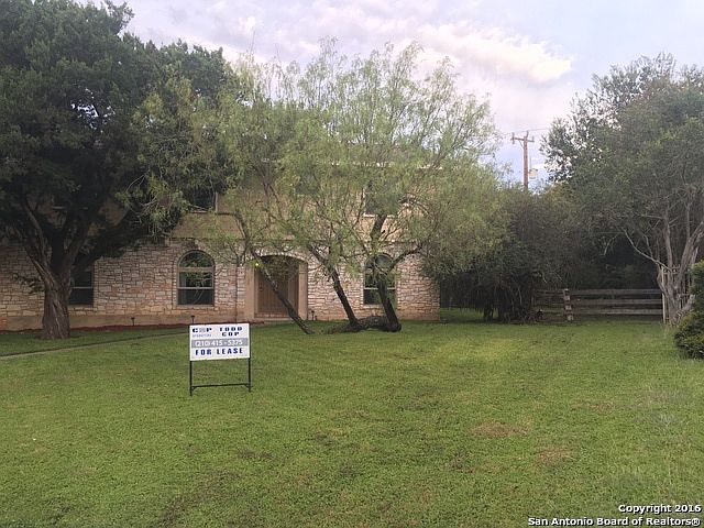 1st image of 1900 Archway Dr