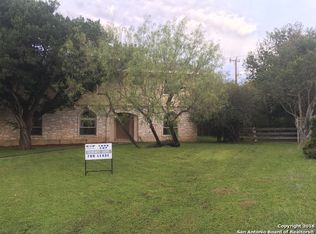 1900 Archway Dr, San Antonio, TX 78232