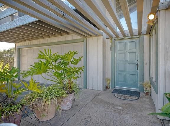 3rd image of 2125 Woodwind Dr