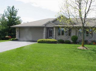 1369 Trainer Rd, Rockford, IL 61108