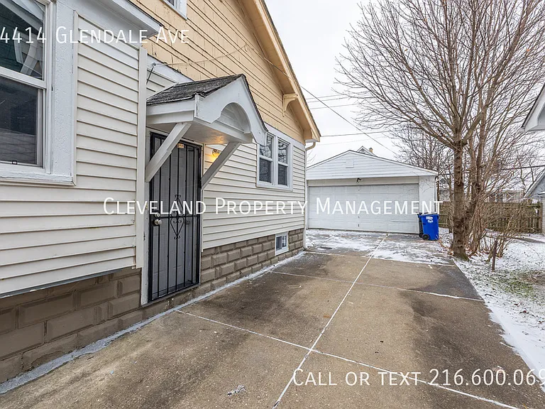 14414 Glendale Ave — Photo 23