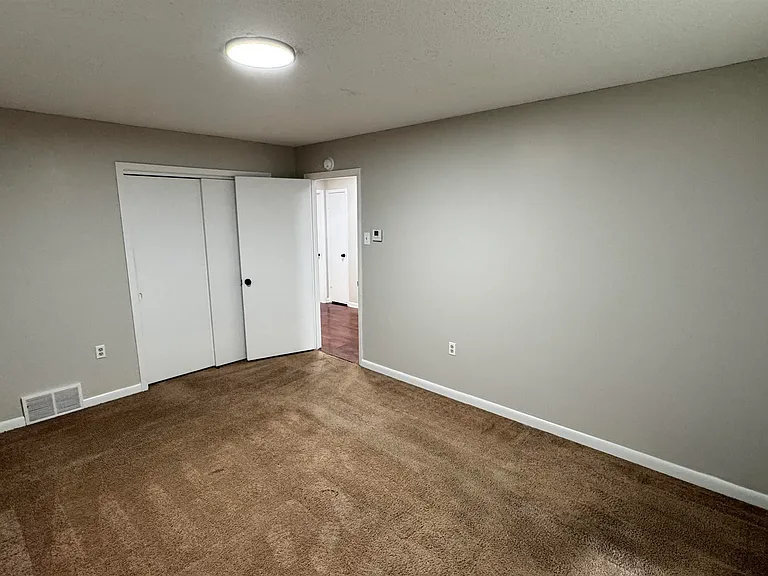 2302 Hawksmoor Pl — Photo 24