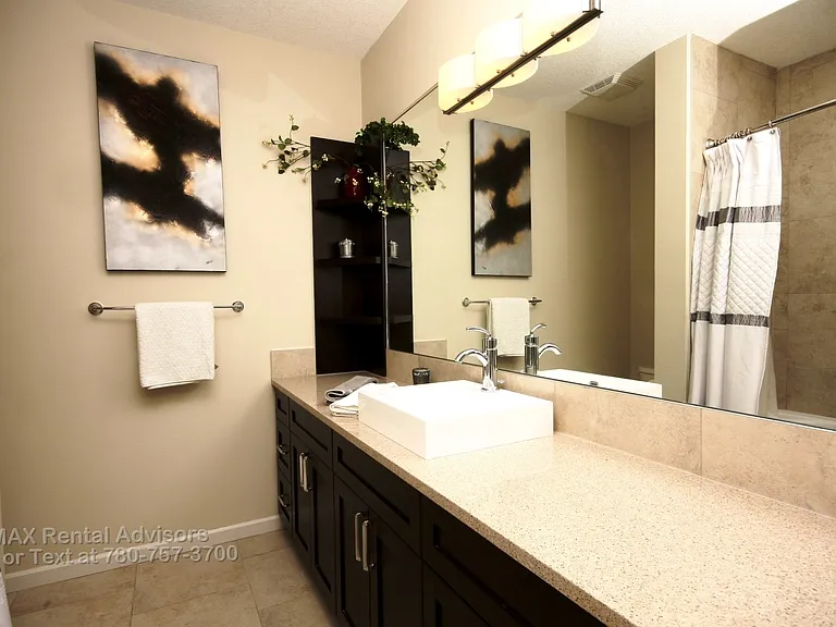 211 13th Ave SE #2905 — Photo 18