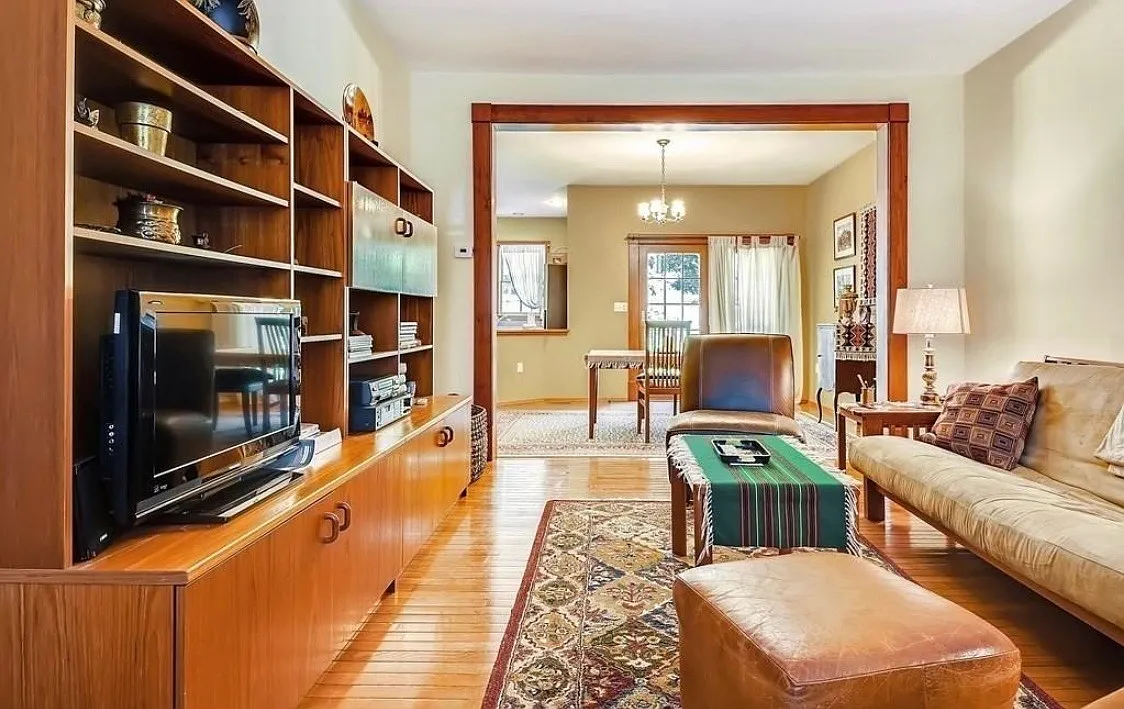 79 Highland St — Photo 3