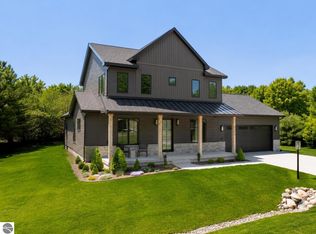 9336 E Summerfield Dr, Traverse City, MI 49684
