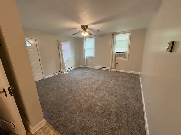 4154 E Harrisburg Pike APT 3, Middletown, PA 17057