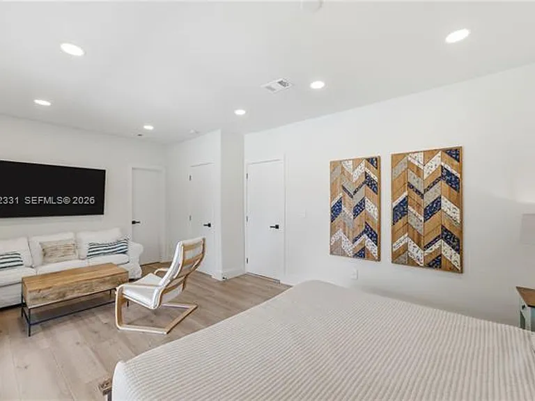 10801 Peachtree Dr #10801 — Photo 21