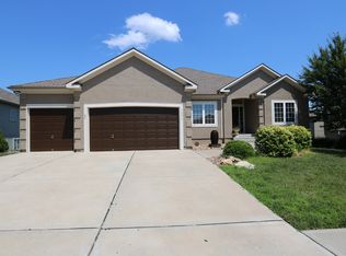 1564 Brompton Ln, Raymore, MO 64083