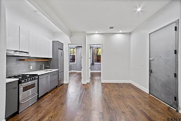 Rented by ERNY LLC | media 2